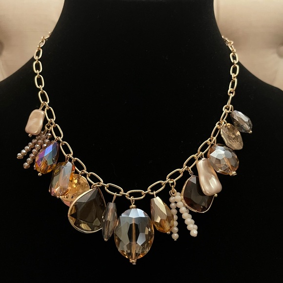 Multi-Bead Statement Necklace 18"+
3" extender - Picture 4 of 5